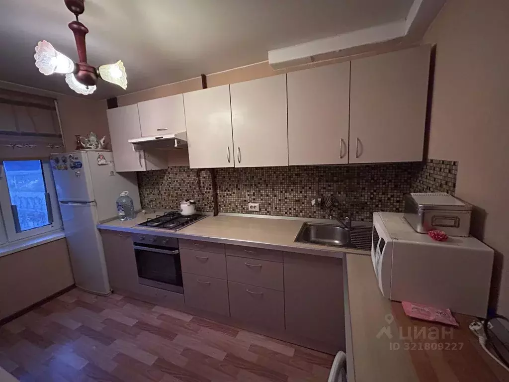 2-к кв. Московская область, Лобня Кольцевая ул., 13 (45.0 м) - Фото 1