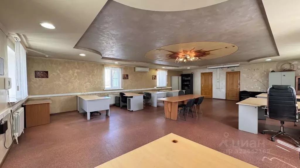 Помещение свободного назначения в Астраханская область, Астрахань ул. ... - Фото 1