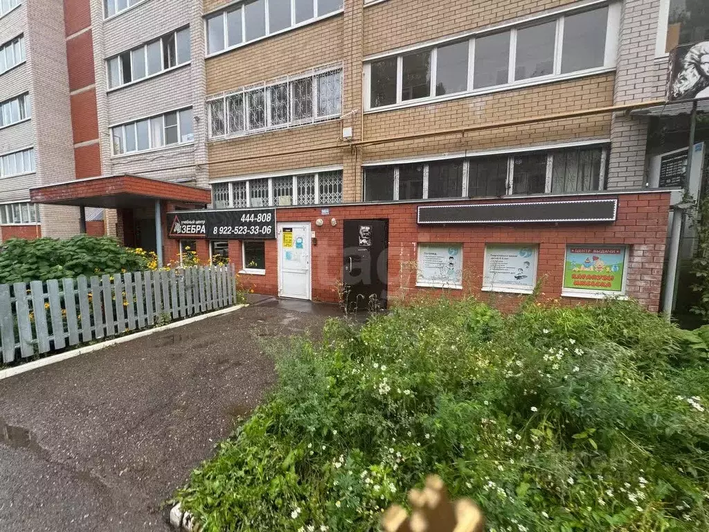 Помещение свободного назначения в Удмуртия, Ижевск ул. Дзержинского, ... - Фото 2