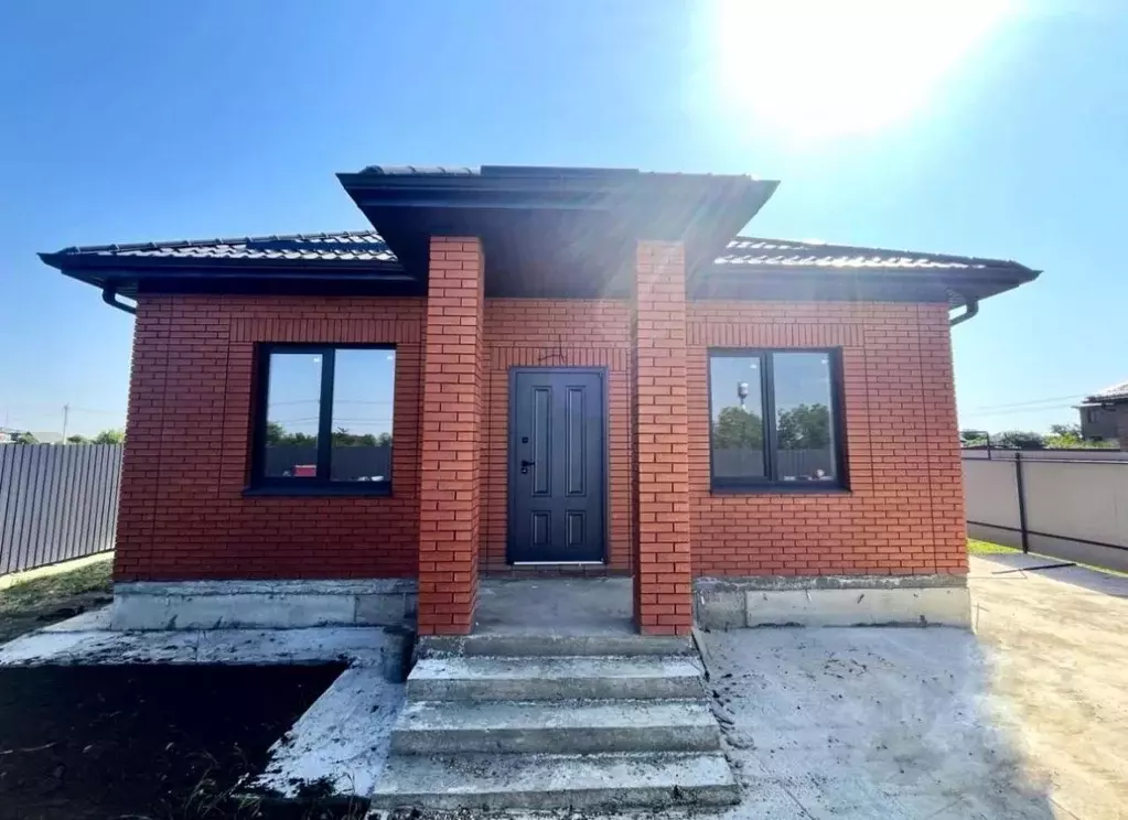 Дом в Ростовская область, Аксайский район, Щепкинское с/пос, пос. ... - Фото 1