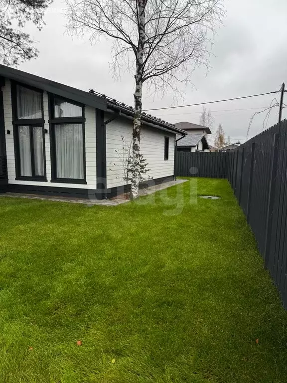 Дом в Пениковское сельское поселение, деревня Сойкино, улица Ивана ... - Фото 2