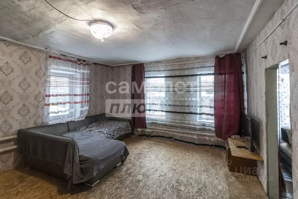 Дом в Омская область, Омск ул. 21-я Линия (60 м) - Фото 1