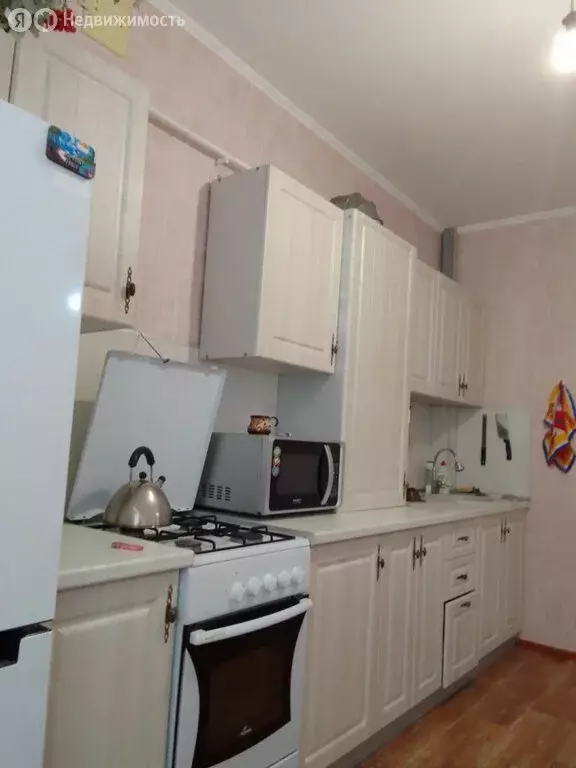 2-комнатная квартира: Ейск, Красная улица, 57А (59 м) - Фото 1