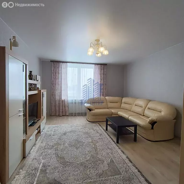 2-комнатная квартира: Чебоксары, проспект Ленина, 7к1 (78 м) - Фото 1