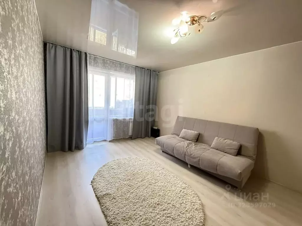 2-к кв. Курганская область, Курган Заозерный жилрайон, 5-й мкр, 10 ... - Фото 1