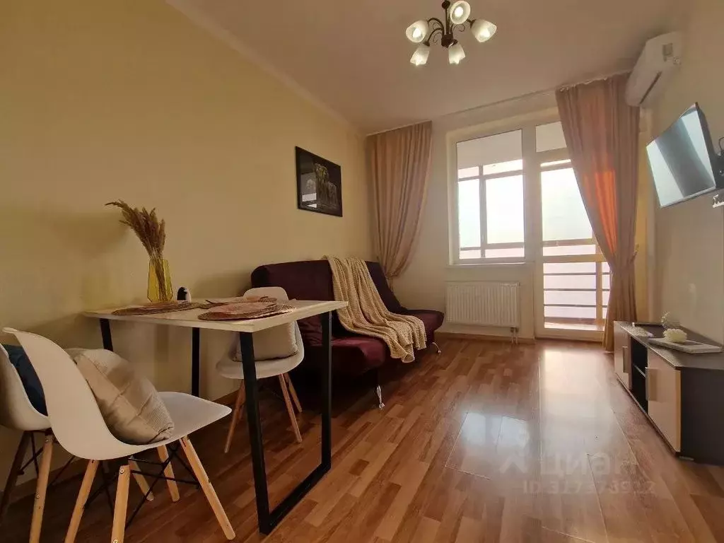 1-к кв. Свердловская область, Екатеринбург ул. Стачек, 4 (45.0 м) - Фото 0