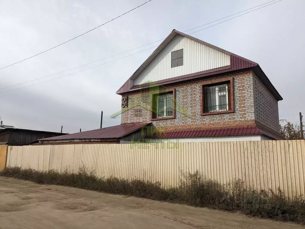 Дом в Бурятия, Улан-Удэ ул. 7-я (96 м) - Фото 1