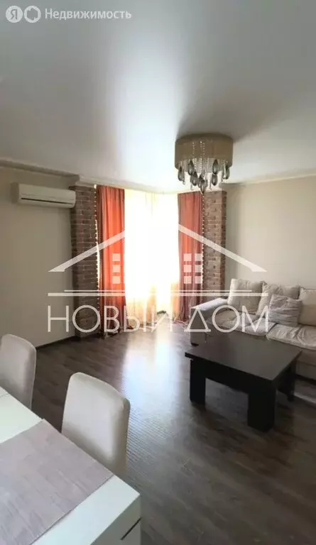 2-комнатная квартира: Нальчик, проспект Кулиева, 2Б (67 м) - Фото 1