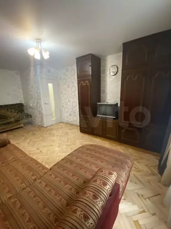 1-к. квартира, 40 м, 1/12 эт. - Фото 1