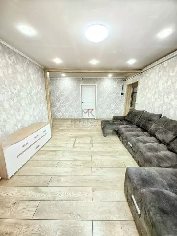 Дом в Тыва, Кызылский кожуун, Каа-Хем пгт ул. Таежная (99 м) - Фото 1
