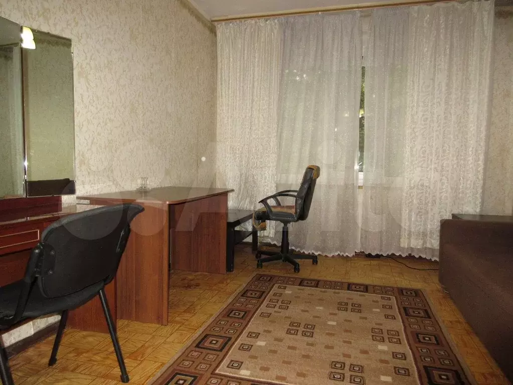 Комната 17 м в 3-к., 3/9 эт. - Фото 0