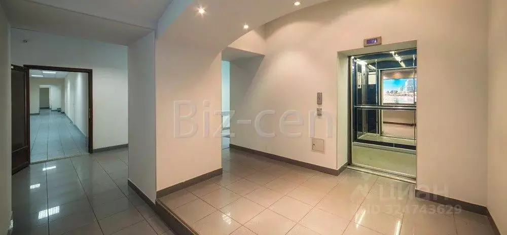 Офис в Санкт-Петербург 17-я Васильевского острова линия, 4-6В (17 м) - Фото 1