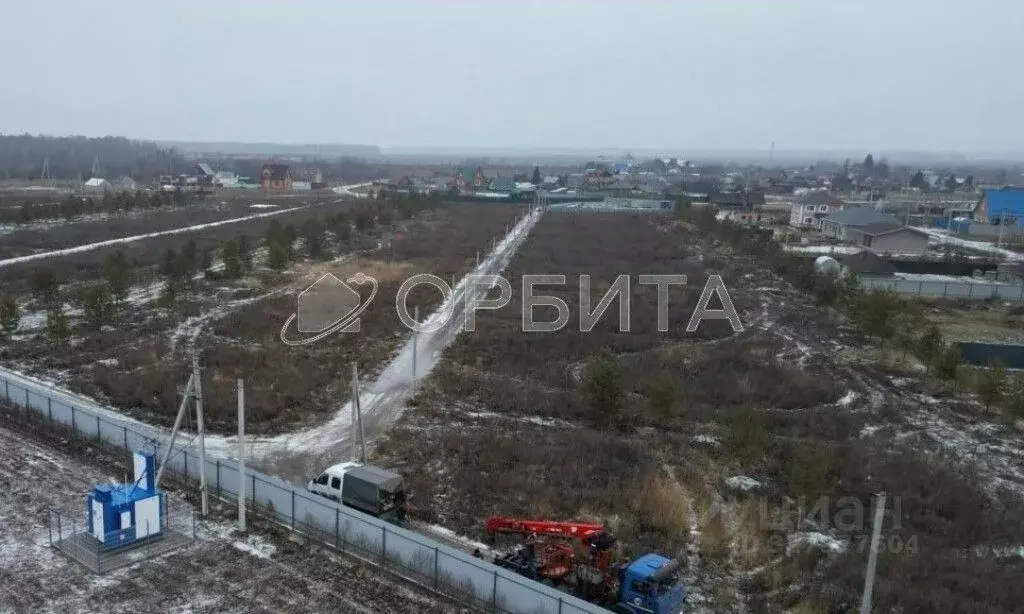 Участок в Тюменская область, Тюменский муниципальный округ, д. Зырянка ... - Фото 1