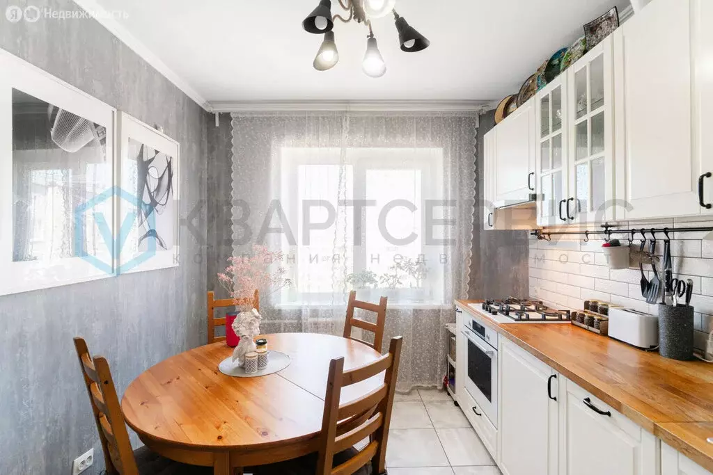 3-комнатная квартира: Омск, улица Звездова, 101 (62.4 м) - Фото 2