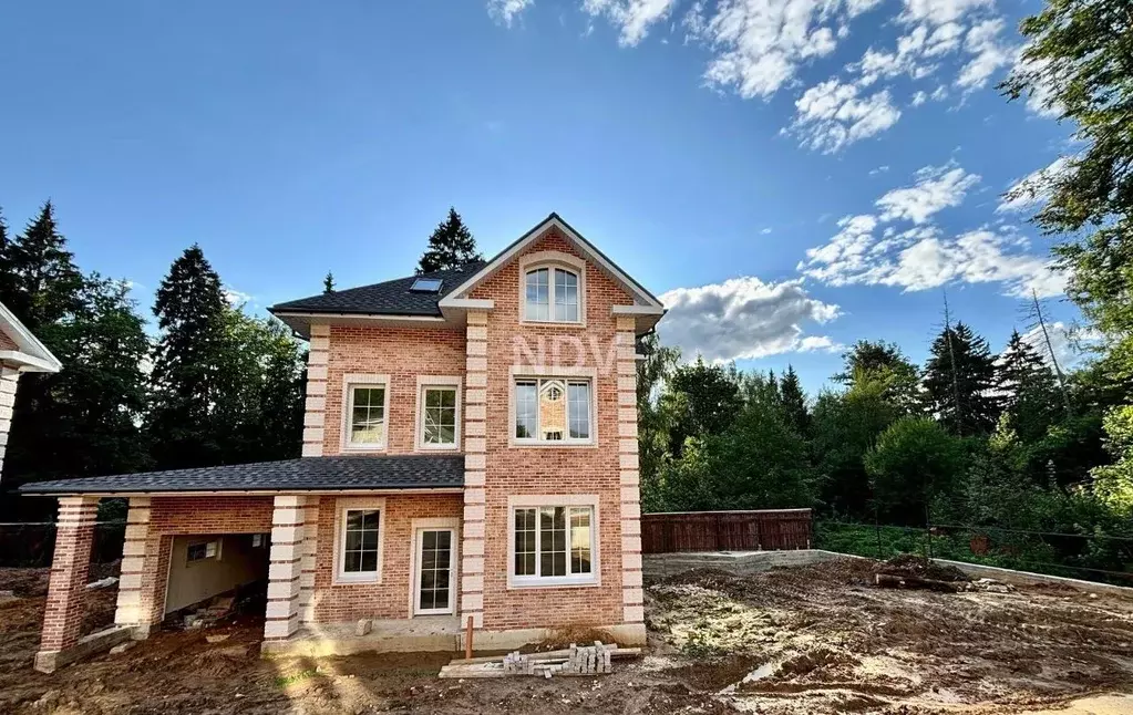 Дом в Москва пос. Внуково, ул. Некрасова, 12 (275 м) - Фото 1