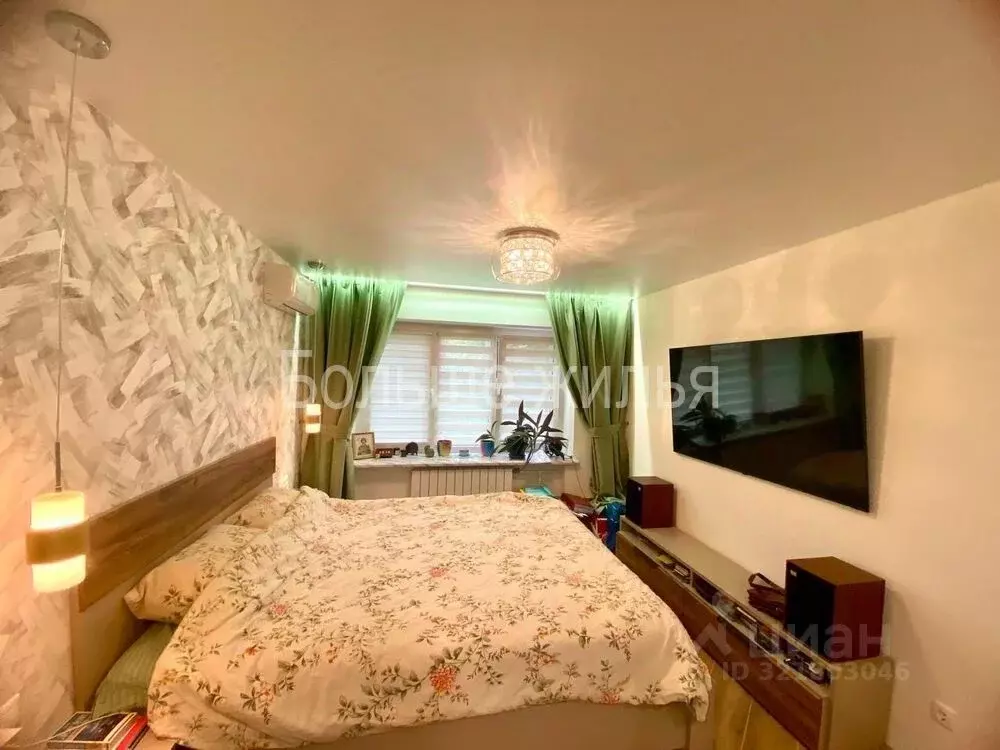 2-к кв. Волгоградская область, Волгоград ул. Им. Циолковского, 3А ... - Фото 0