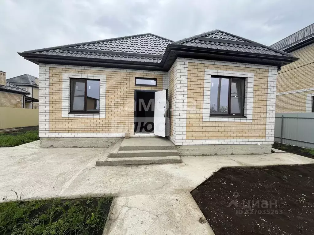 Дом в Краснодарский край, Краснодар ул. Имени В.М. Комарова (95 м) - Фото 1