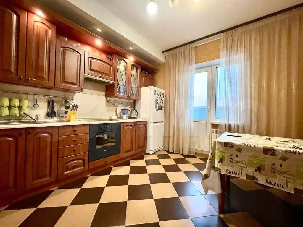 1-к. квартира, 40 м, 6/18 эт. - Фото 0