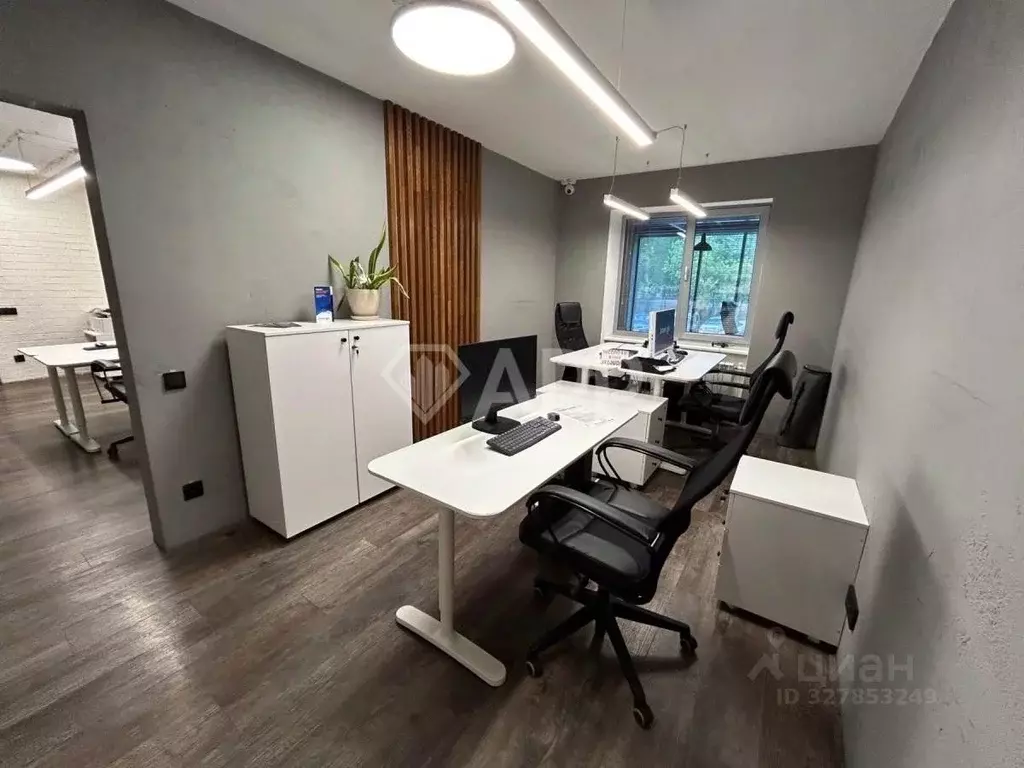 Офис в Татарстан, Набережные Челны ул. Пушкина, 14 (227 м) - Фото 1