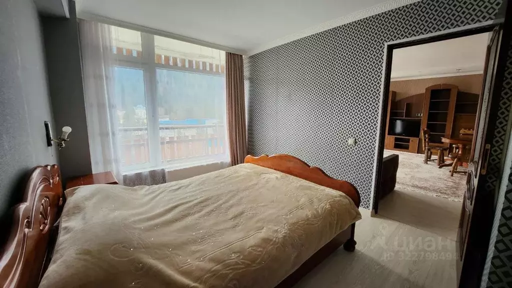 Комната Карачаево-Черкесия, Домбай кп ул. Карачаевская, 72 (30.0 м) - Фото 1