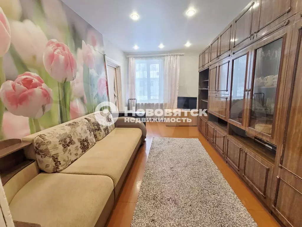 3-к. квартира, 58 м, 1/2 эт. - Фото 1