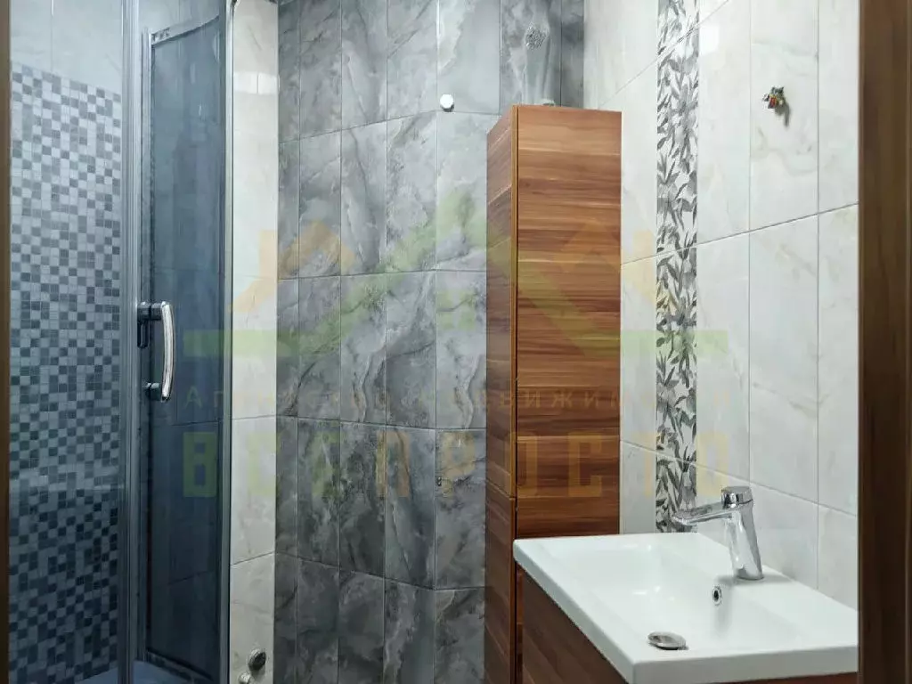 Продается 2-комнатная квартира - Фото 1