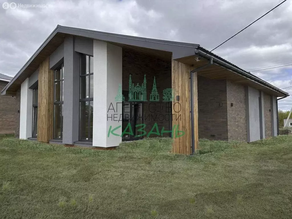 Дом в посёлок городского типа Алексеевское, Октябрьская улица (137 м) - Фото 1