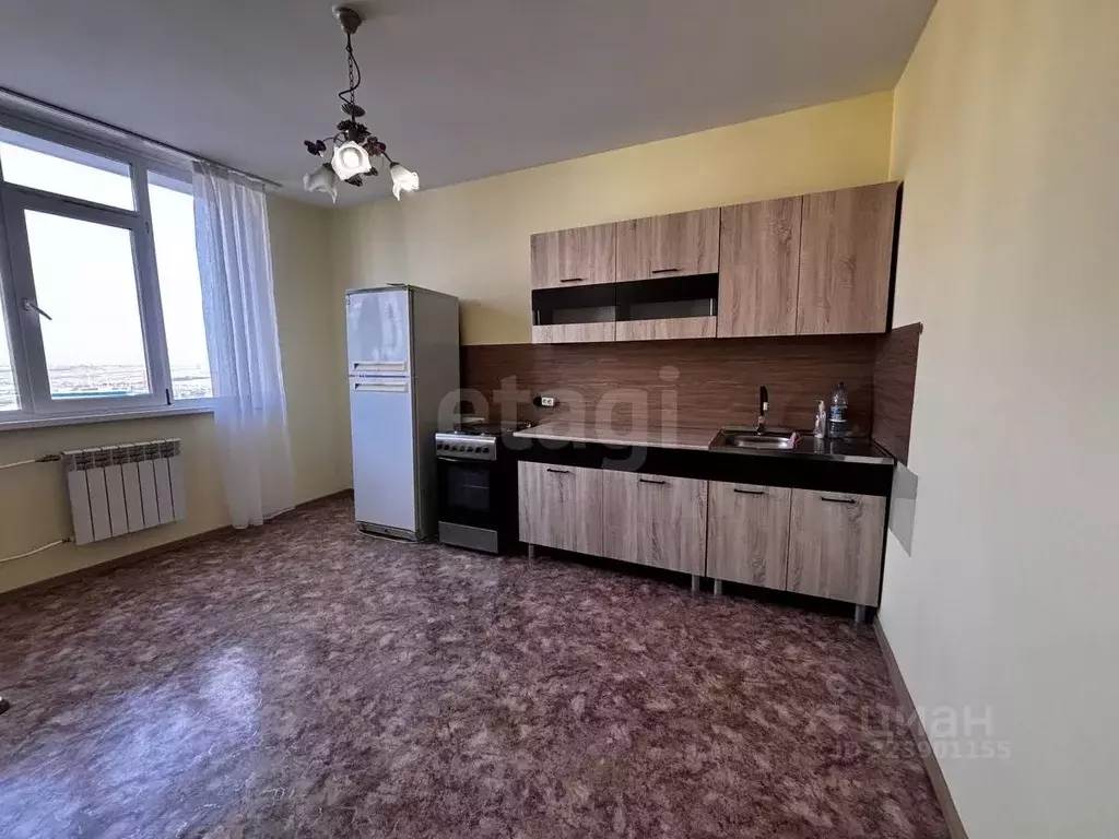 1-к кв. Оренбургская область, Оренбург Салмышская ул., 74 (46.7 м) - Фото 2