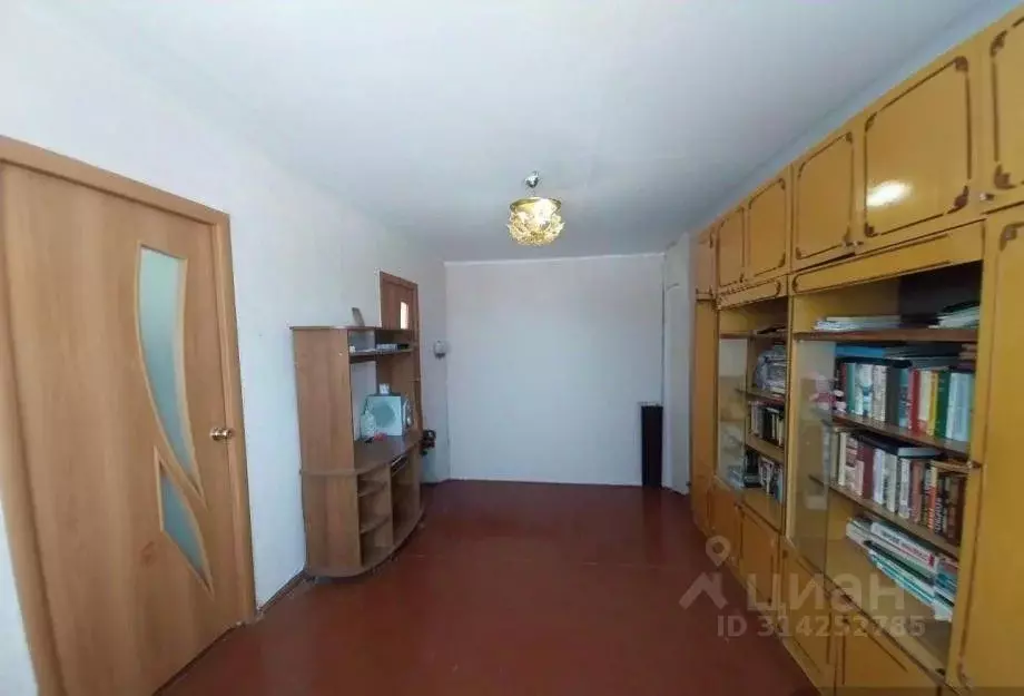 3-к кв. Пермский край, Александровск ул. Максима Горького, 6 (62.7 м) - Фото 1