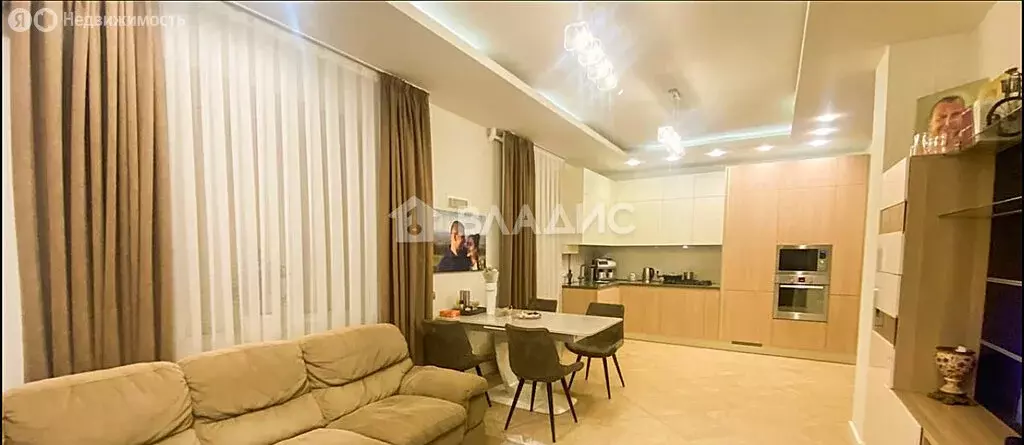 3-комнатная квартира: Волгоград, Шекснинская улица, 83 (112 м) - Фото 1