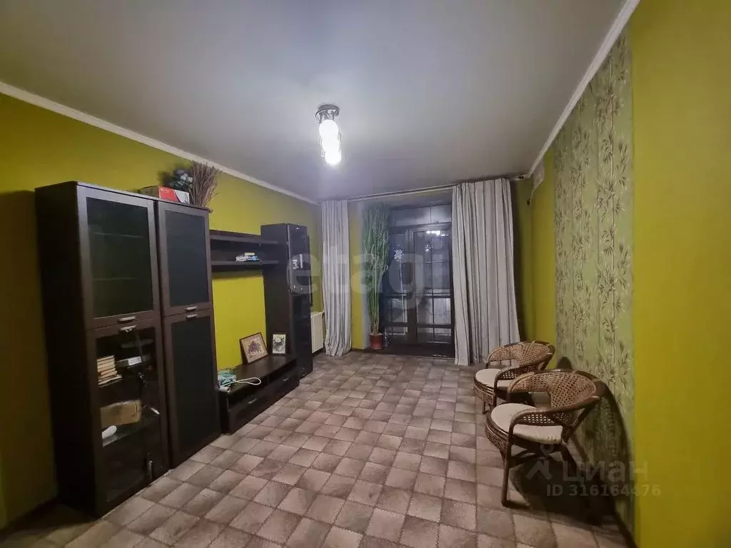 3-к кв. Саратовская область, Саратов ул. Танкистов, 62 (75.0 м) - Фото 0