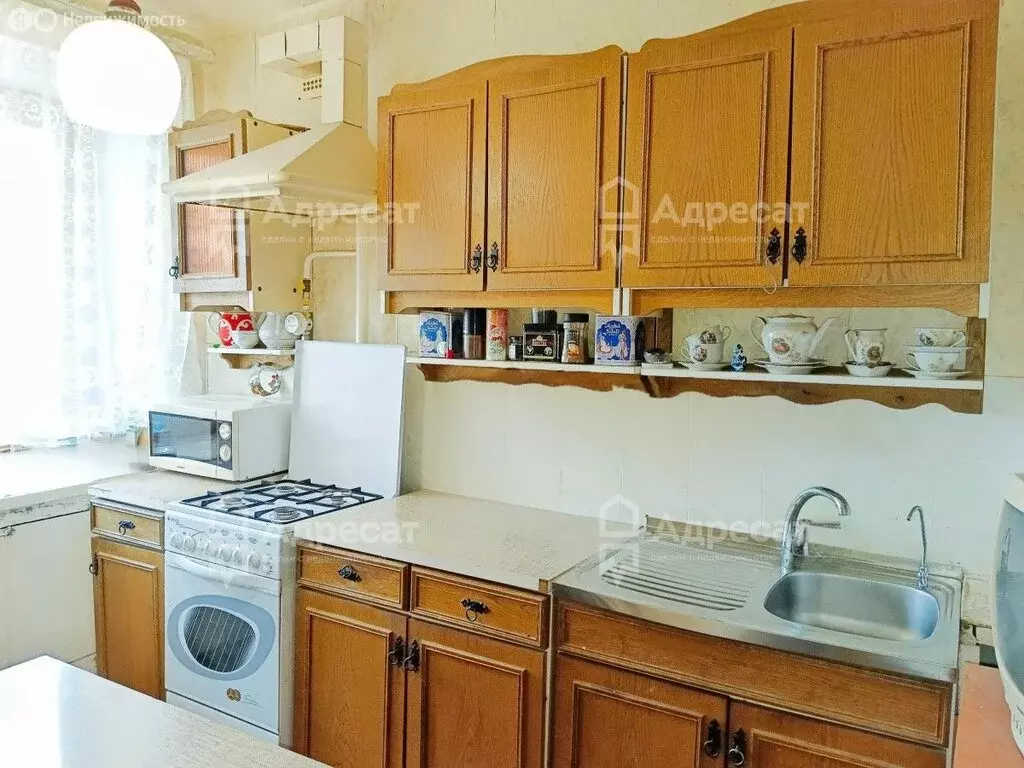 3-комнатная квартира: Волгоград, улица Батова, 9 (64.4 м) - Фото 1