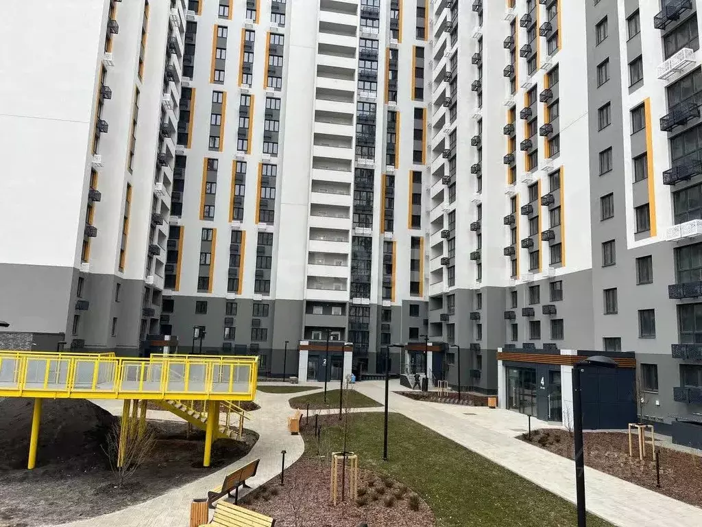 3-к кв. Липецкая область, Липецк ул. Механизаторов, 15А (84.1 м) - Фото 1