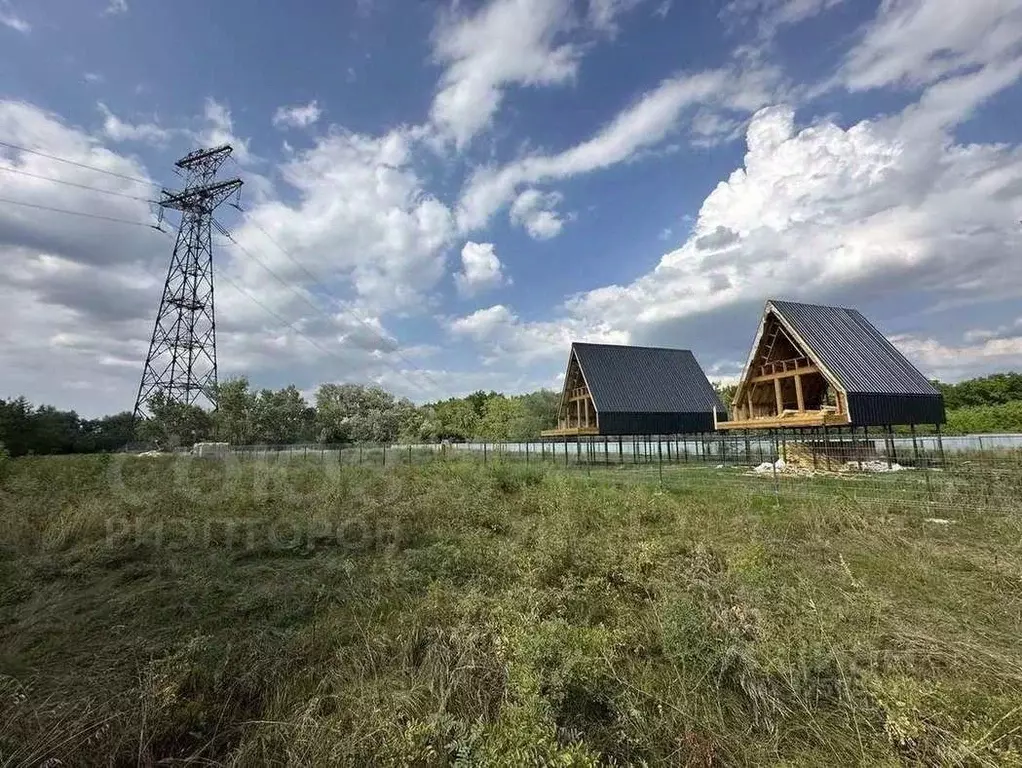 Участок в Волгоградская область, Фроловский район, Красные Липки хут.  ... - Фото 1