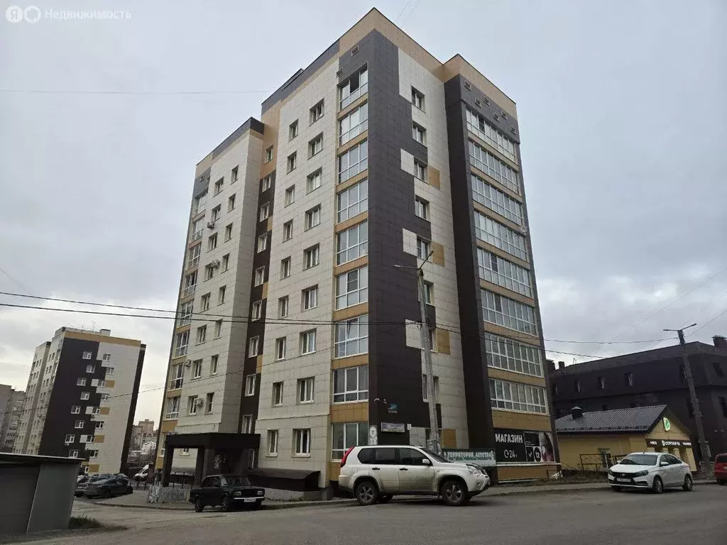 2-комнатная квартира: Киров, Хлыновская улица, 15 (59.4 м) - Фото 1