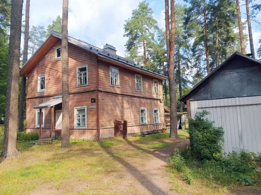2-к кв. Санкт-Петербург пос. Комарово, ул. Пушкина, 13 (32.0 м) - Фото 0