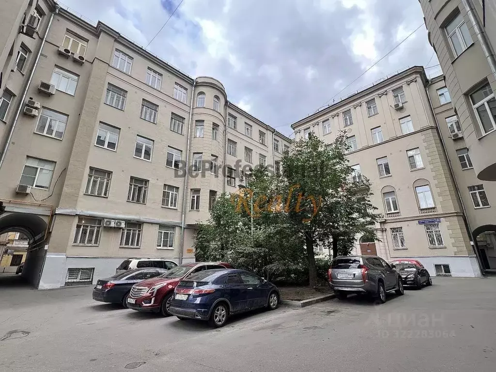 Помещение свободного назначения в Москва Садовая-Черногрязская ул., ... - Фото 1