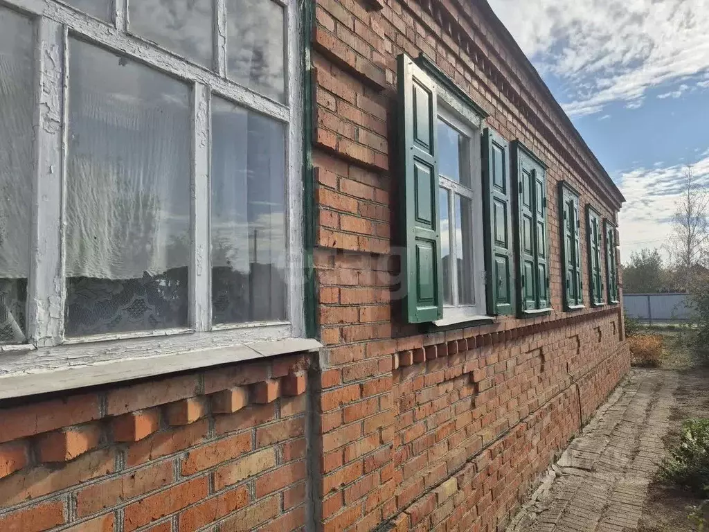 Дом в Краснодарский край, Щербиновский район, Шабельское с/пос, с. ... - Фото 1