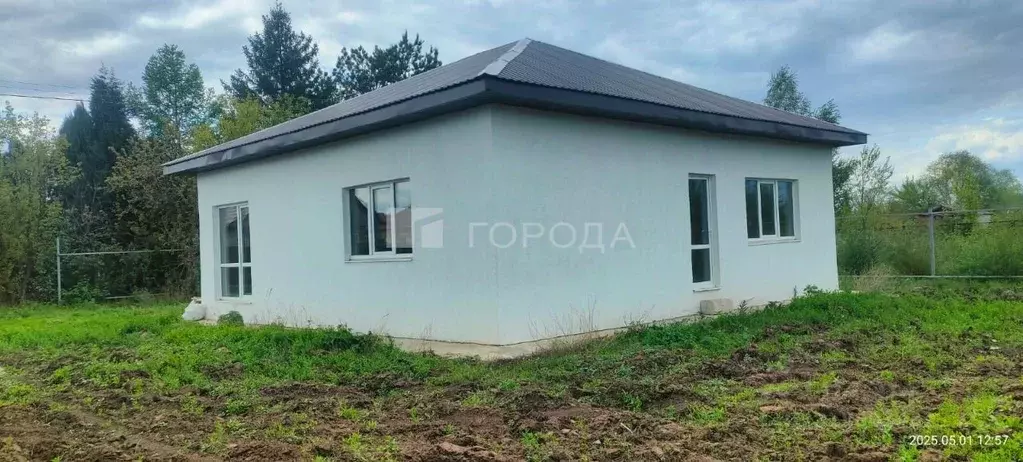Дом в Саратовская область, Энгельсский район, Красноярское ... - Фото 1