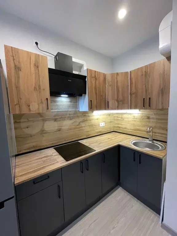 1-к. квартира, 37 м, 2/8 эт. - Фото 1