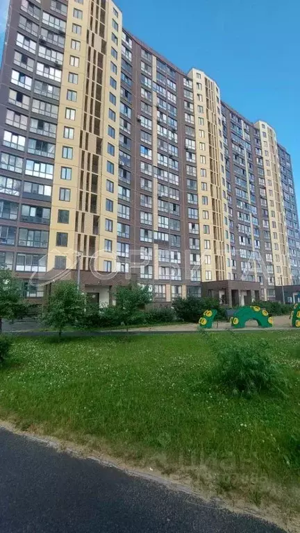 Студия Тюменская область, Тюмень ул. Новоселов, 115 (15.8 м) - Фото 0