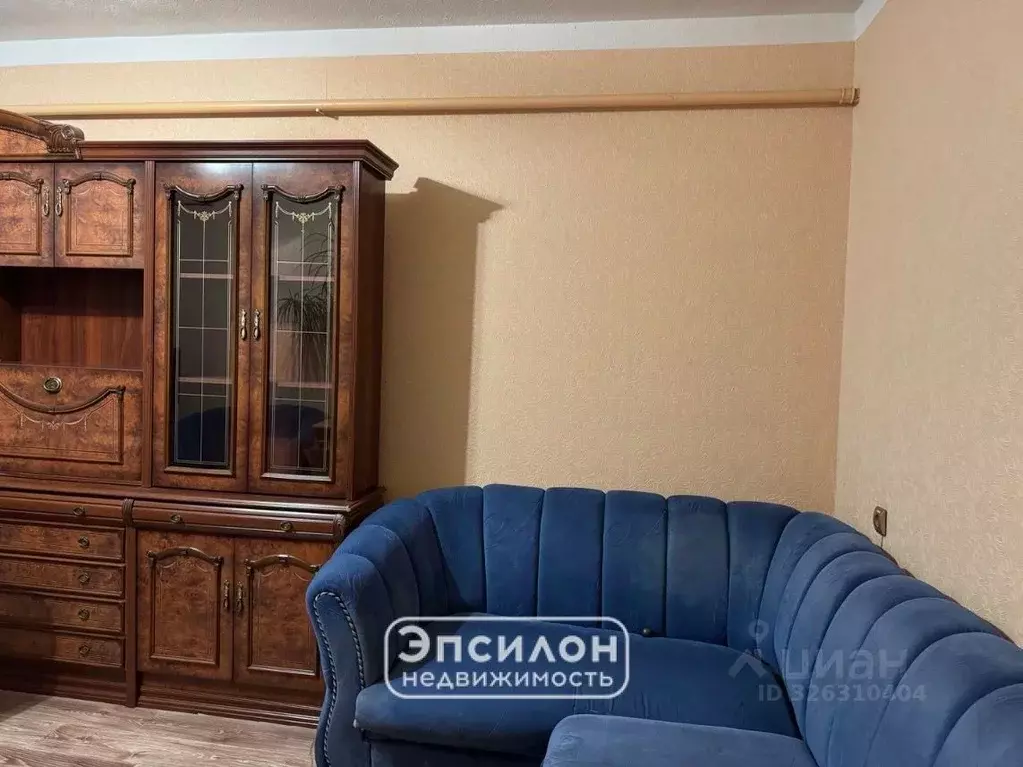 3-к кв. Курская область, Курск ул. Крюкова, 16 (58.3 м) - Фото 2