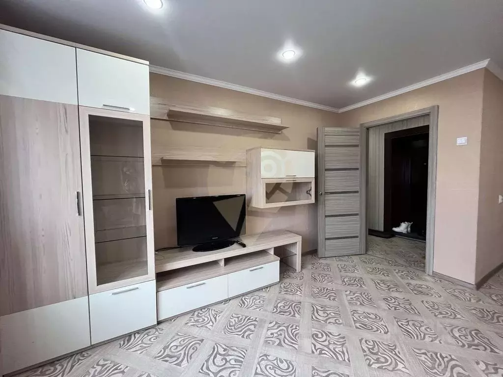 1-к кв. Белгородская область, Старый Оскол Южный мкр, 10А (36.9 м) - Фото 1