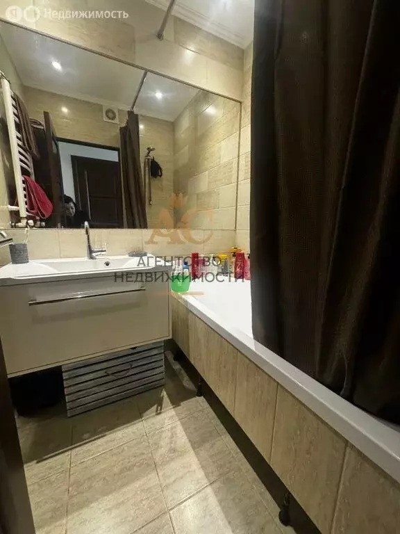 2-комнатная квартира: Феодосия, улица Гарнаева, 63Д (52 м) - Фото 1