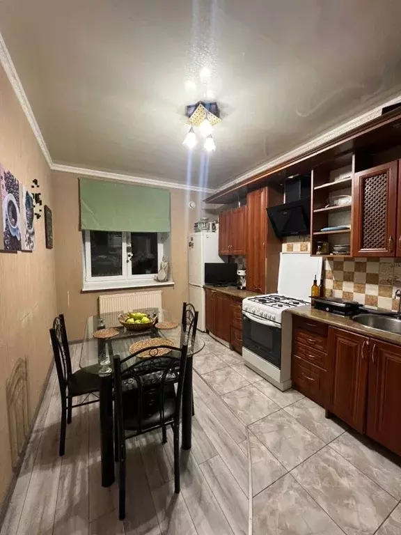 2-к кв. Калининградская область, Гурьевск Красная ул., 11А (60.0 м) - Фото 1