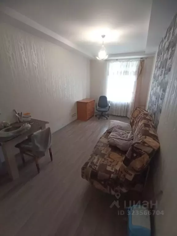 Комната Свердловская область, Екатеринбург ул. Калинина, 53 (14.0 м) - Фото 1