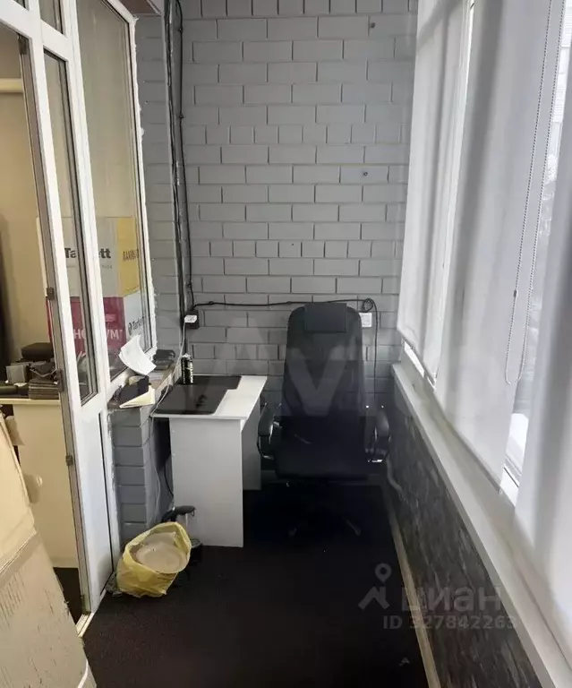 Торговая площадь в Тюменская область, Тюмень ул. Малыгина, 49к2 (80 м) - Фото 1