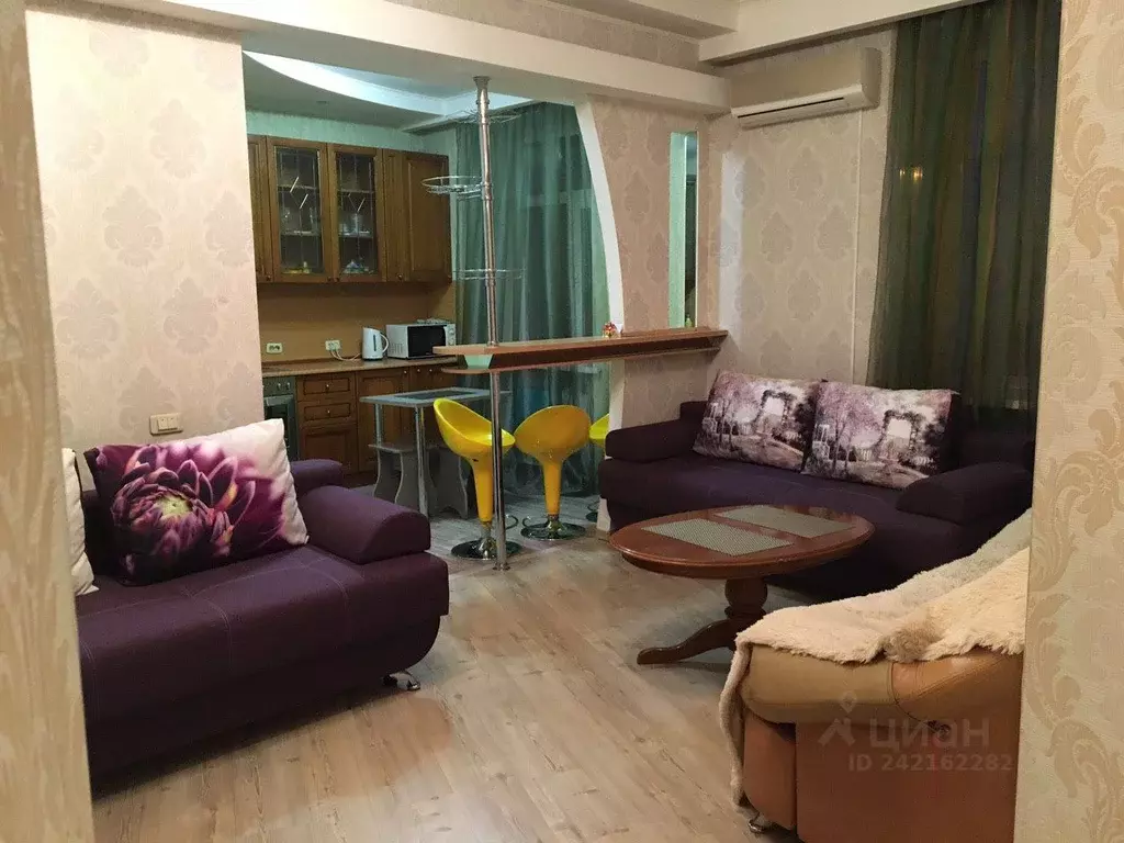 2-к кв. Алтайский край, Барнаул просп. Строителей, 25 (75.0 м) - Фото 1