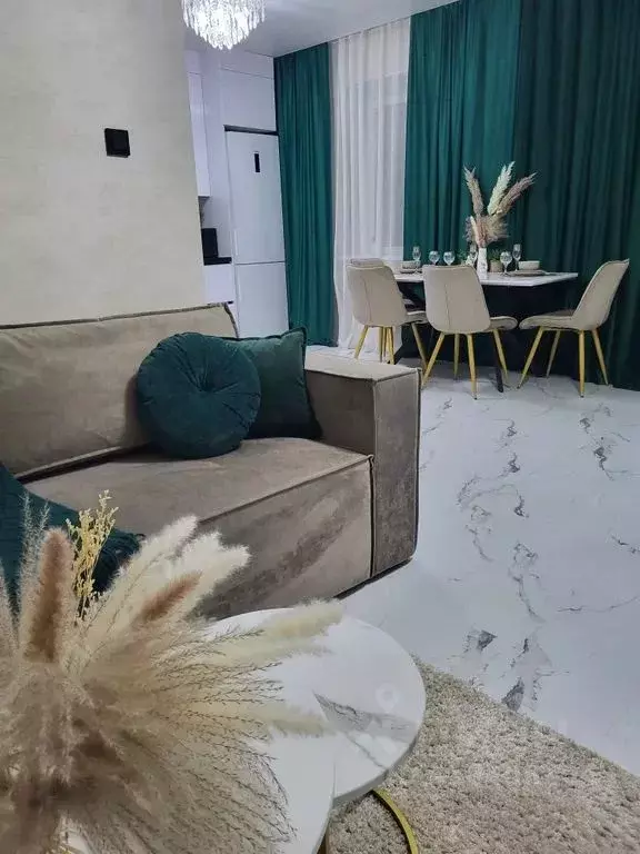 2-к кв. Хакасия, Абакан ул. Ленинского Комсомола, 75 (70.0 м) - Фото 1