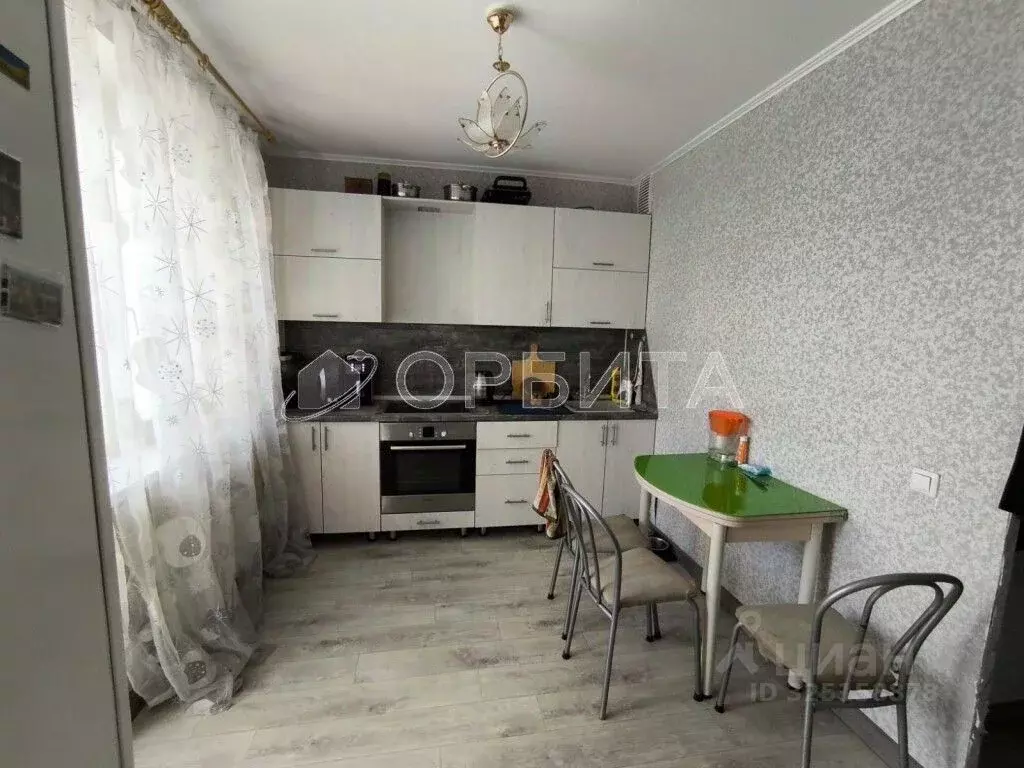 1-к кв. Тюменская область, Тюмень ул. Федюнинского, 54 (37.0 м) - Фото 2
